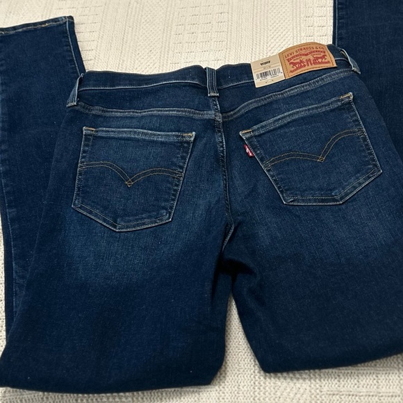 NWT Women’s 720 High-Rise Super Skinny
Sz: 30 X 32 - Picture 5 of 7